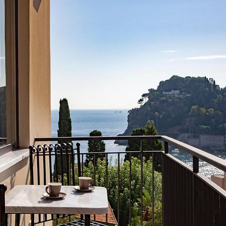 Fenetre Sur Le Blue Apartment Taormina Exterior foto