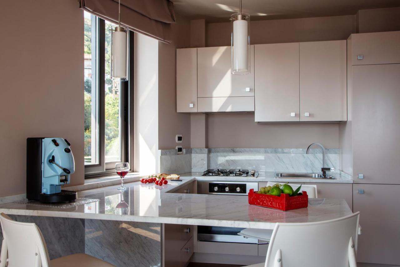 Fenetre Sur Le Blue Apartment Taormina Exterior foto