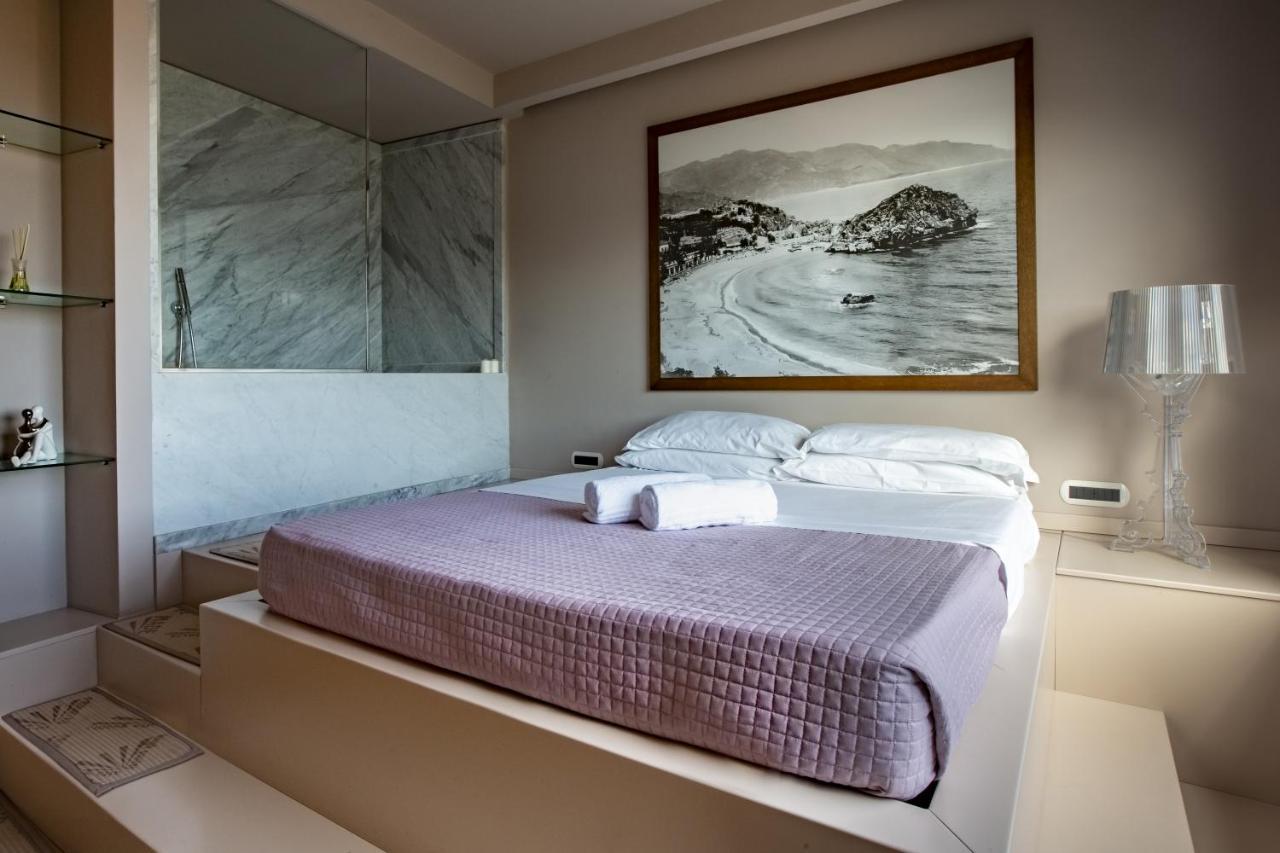 Fenetre Sur Le Blue Apartment Taormina Exterior foto